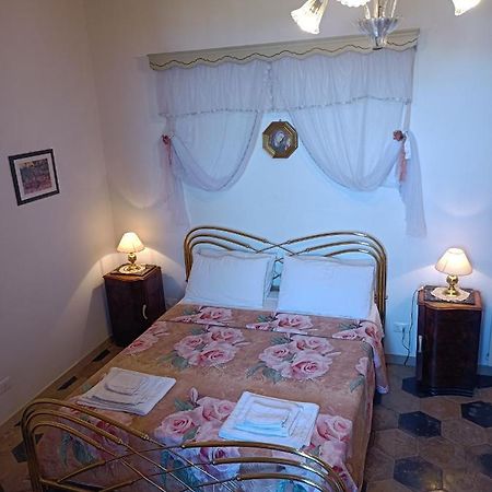 Angelina Antica Dimora Panzió Terracina Kültér fotó