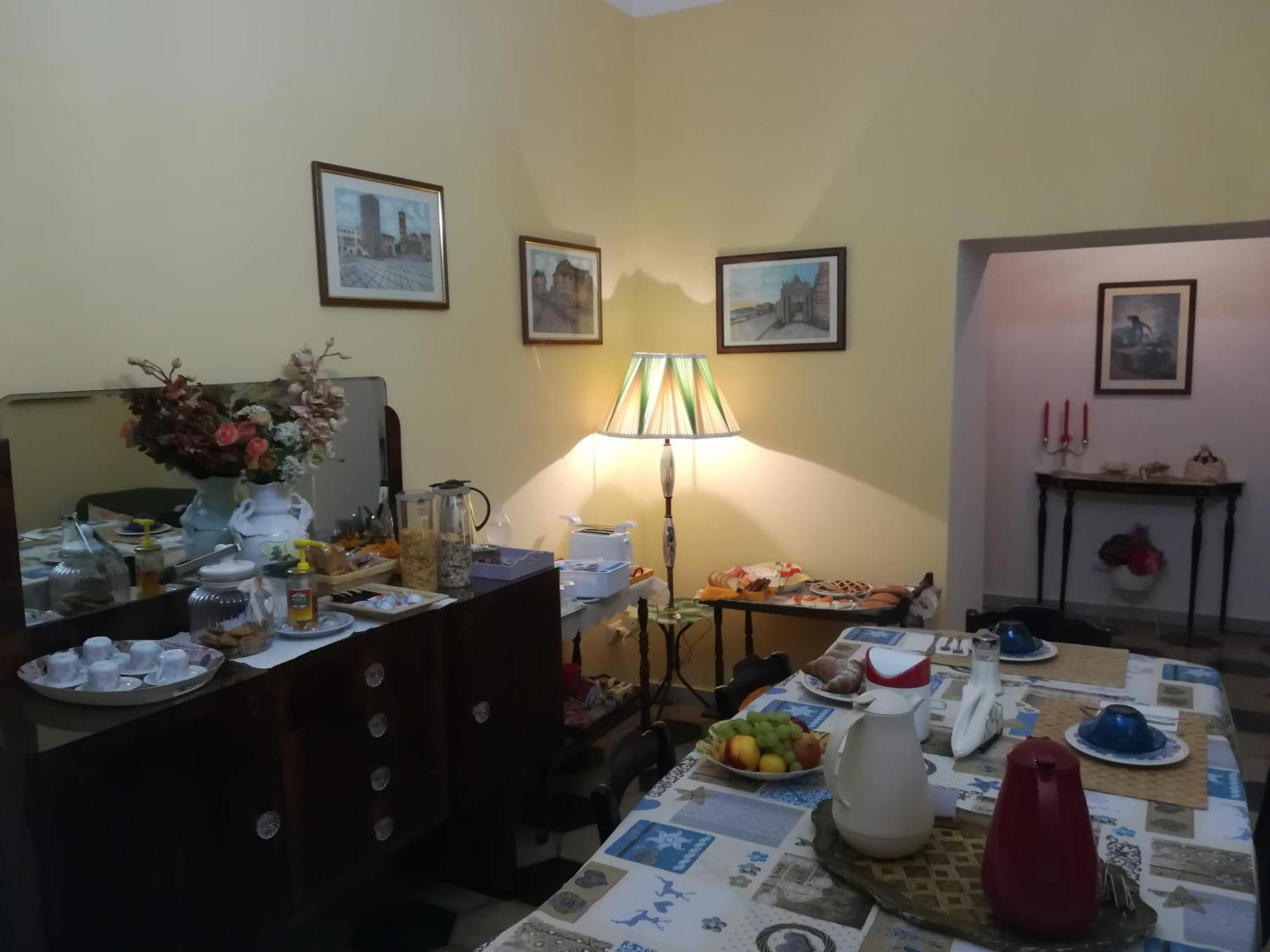 Angelina Antica Dimora Panzió Terracina Kültér fotó